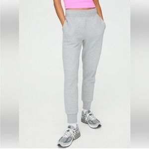 TNA Airy Fleece Perfect Jogger in Gray Sz Small